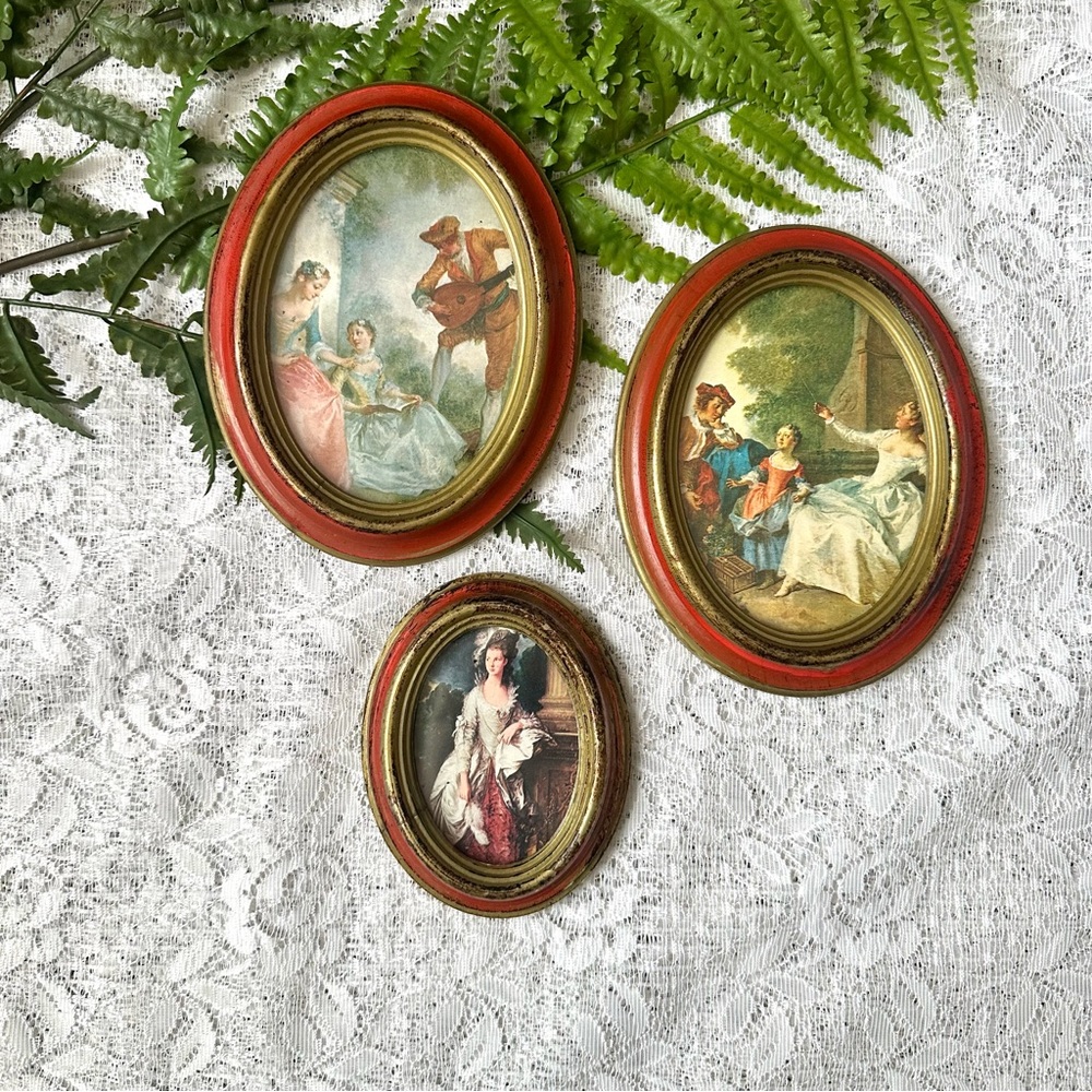 Set of 3 1960’s Italian Florentine Aged Oval Mini Decor
